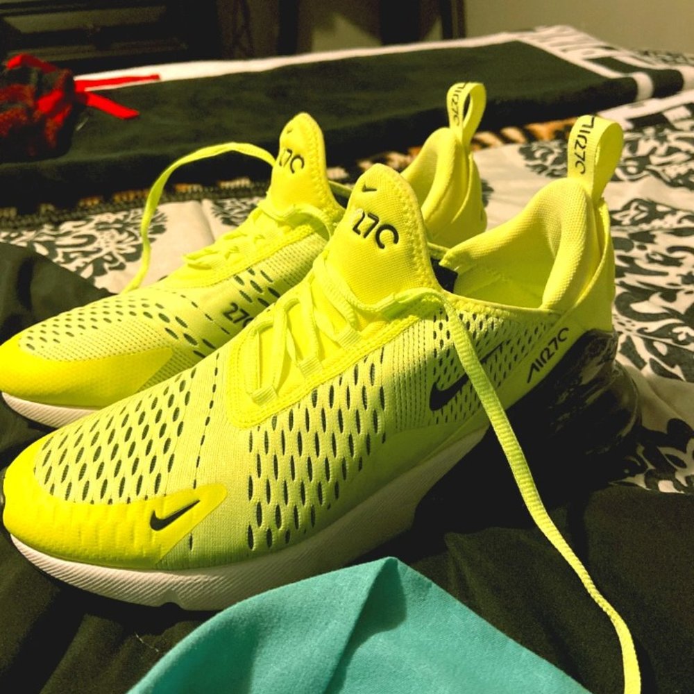 Nike Air Max 270 “Volt” (7Y)